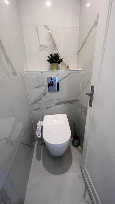 Nice Apartment With Amazing View Of Paris + Parking Luaran gambar